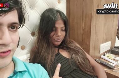 Guy fucked his desi girlfriend in front of her stepsister