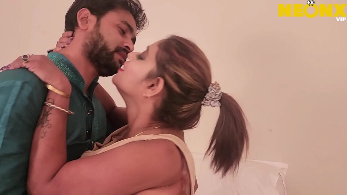 Hot Bhabhi Gets Fucked by Young Devar New HINDI AUDIO