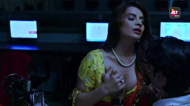 Aliya Singh Nude Sex in Gandii Baat
