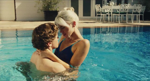 Hayes Warner Kaia Gerber Nude Sex in The Shards